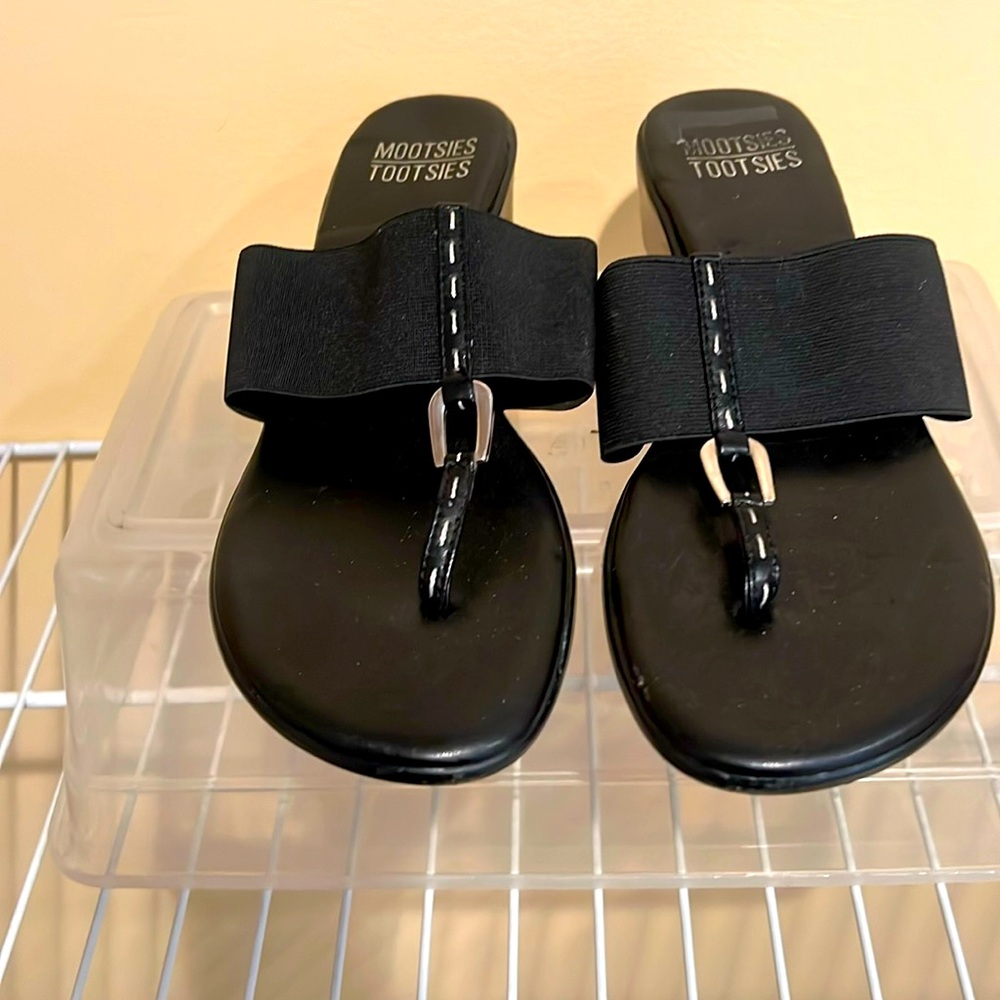 Cute Sandals Sz. 8.5